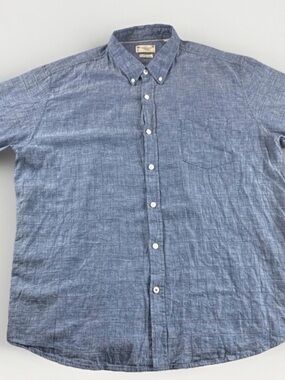 Weatherproof Men’s Chambray Button-Down Shirt in Blue